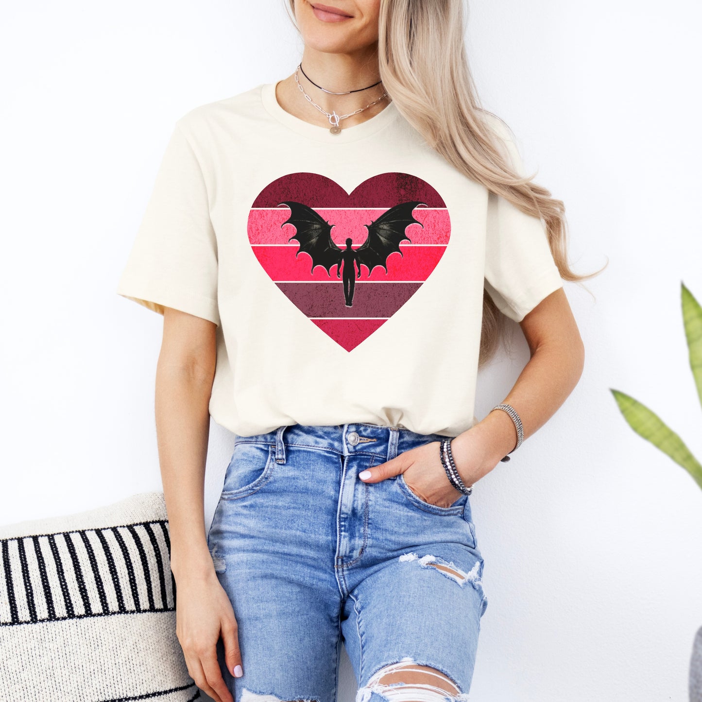 💖 ACOTAR Valentine's Day Tee - Bat Boys Edition 🦇