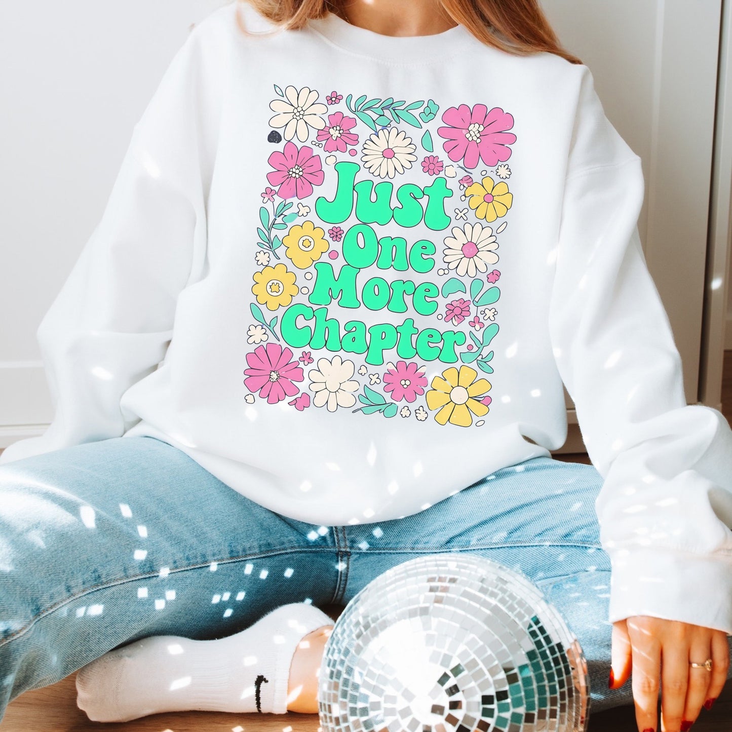 "Just One More Chapter" Floral Bookworm Sweatshirt 📚🌸