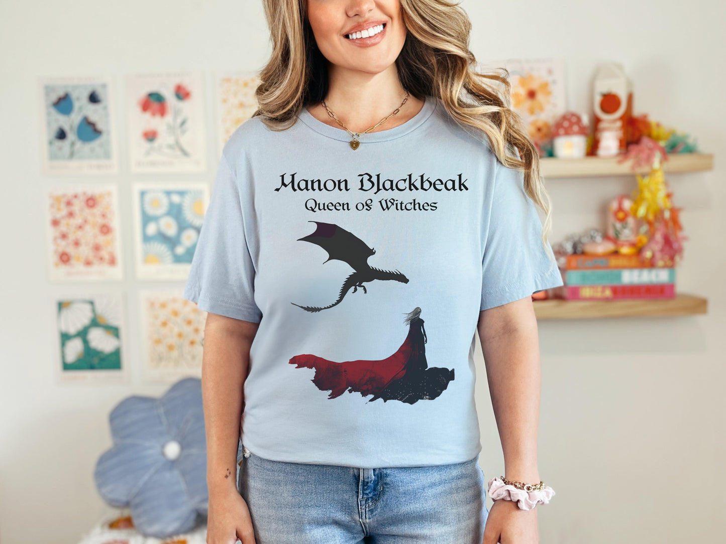 🖤 Manon Blackbeak: Queen of Witches Tee 🖤