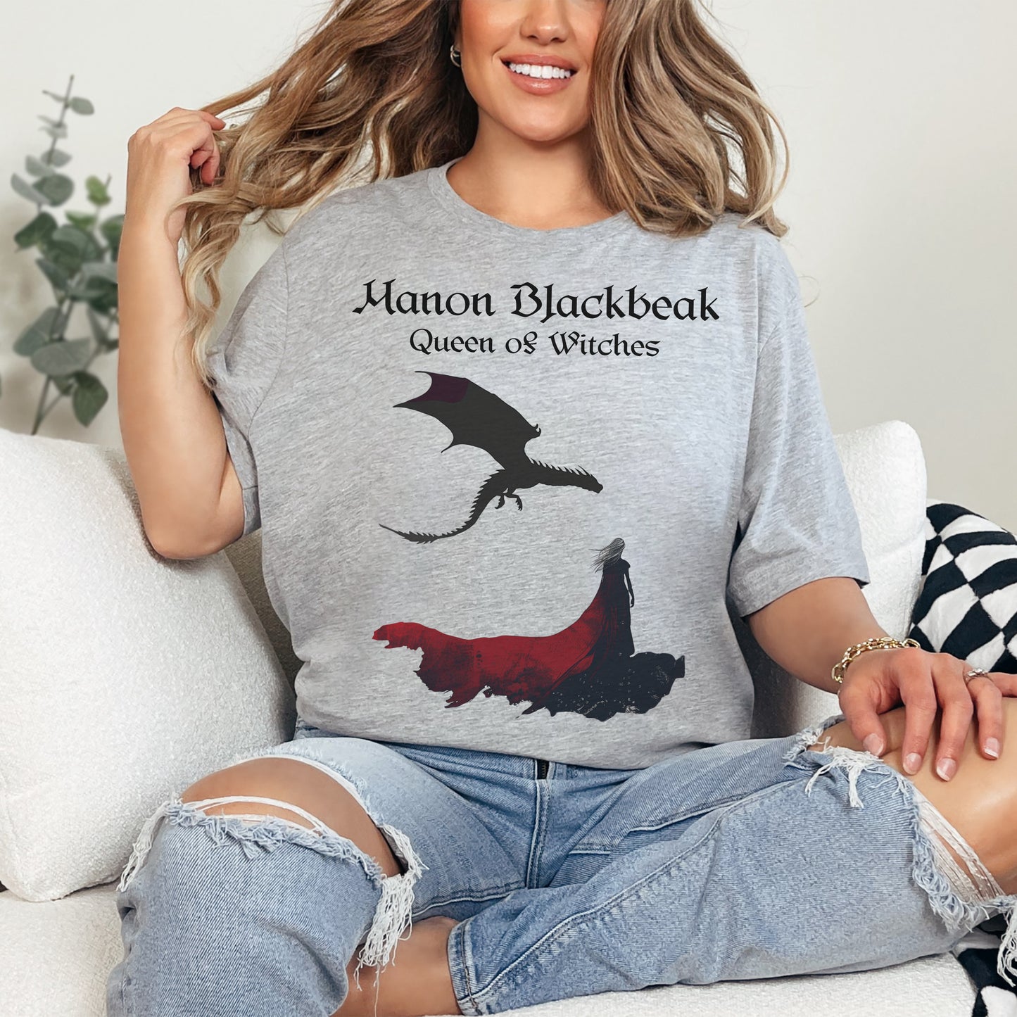 🖤 Manon Blackbeak: Queen of Witches Tee 🖤