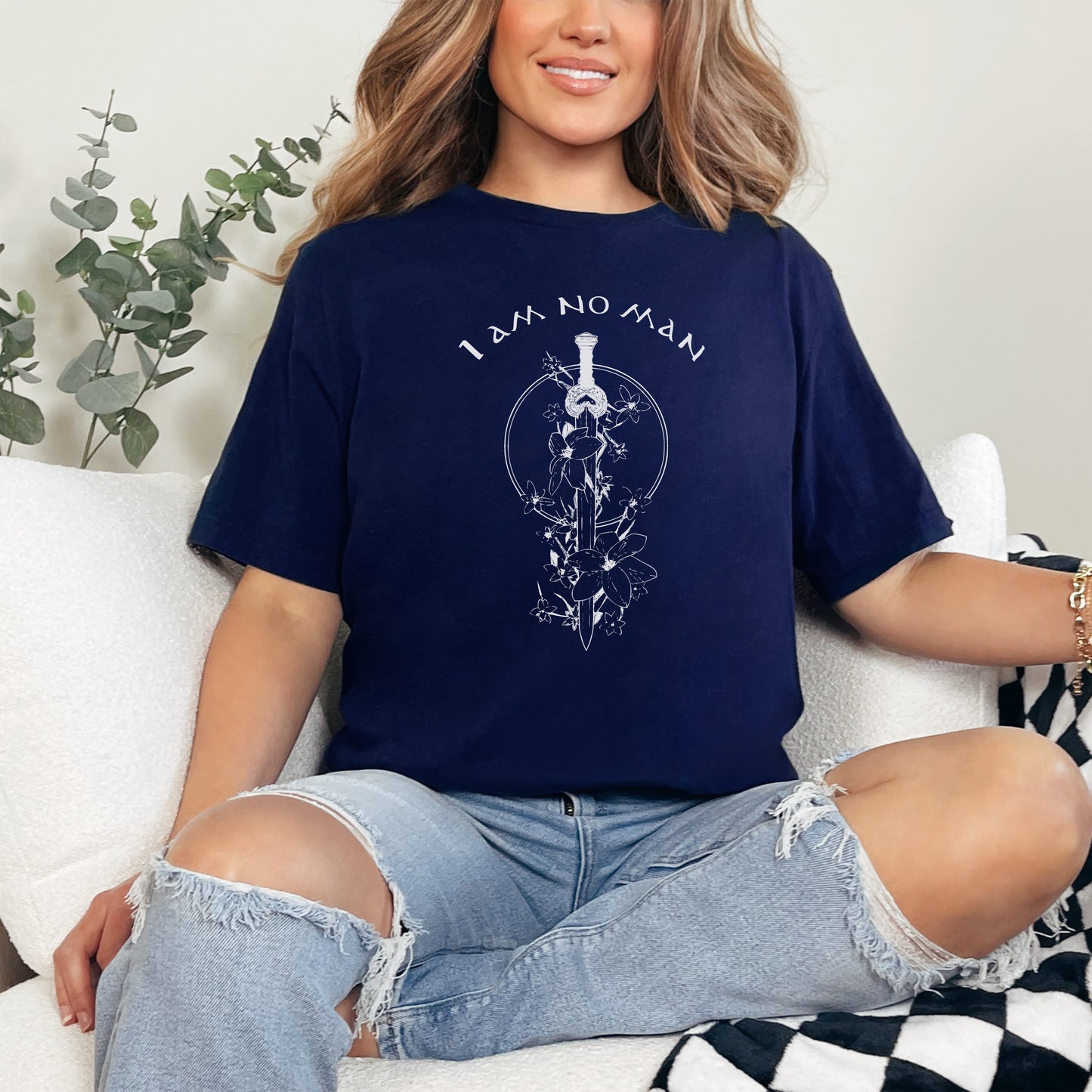 ⚔️ I Am No Man T-Shirt – Embrace the Power of Eowyn