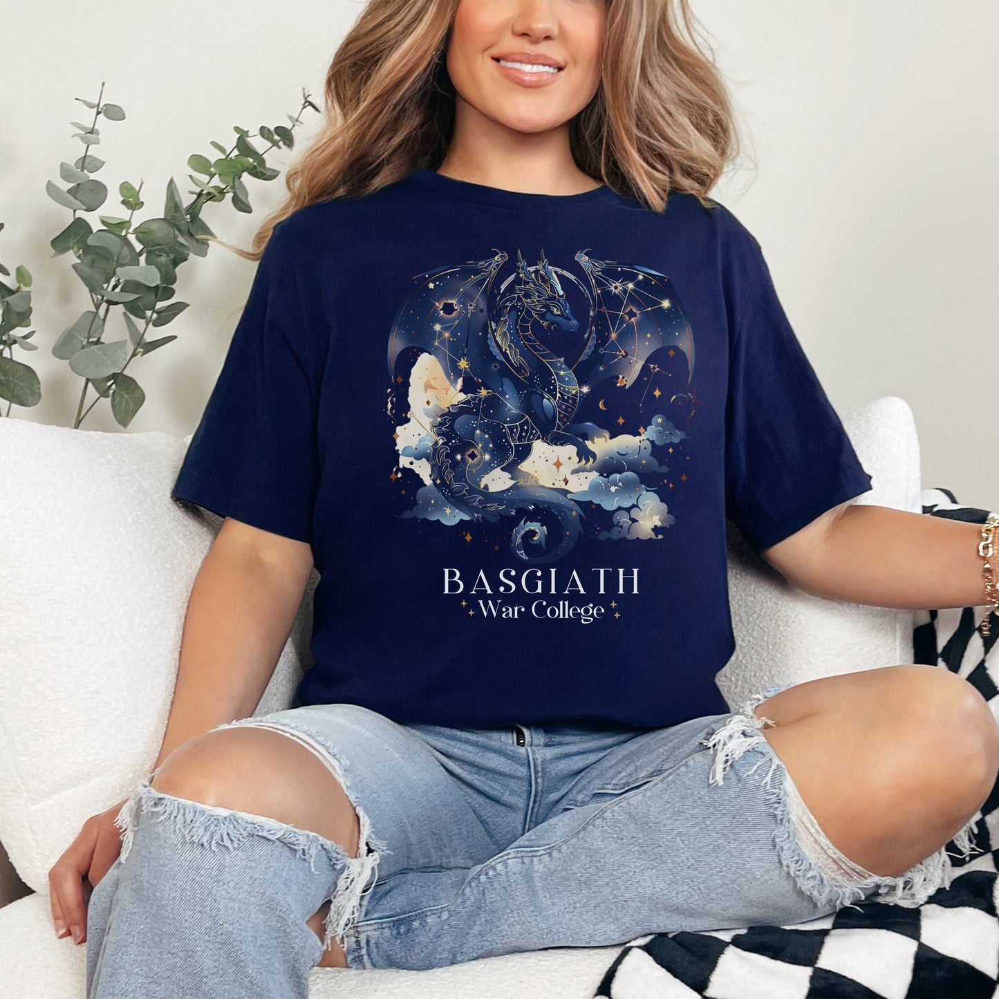 🐉 Basgiath War College Dragon T-Shirt – Fourth Wing Fan Essential! 🖤