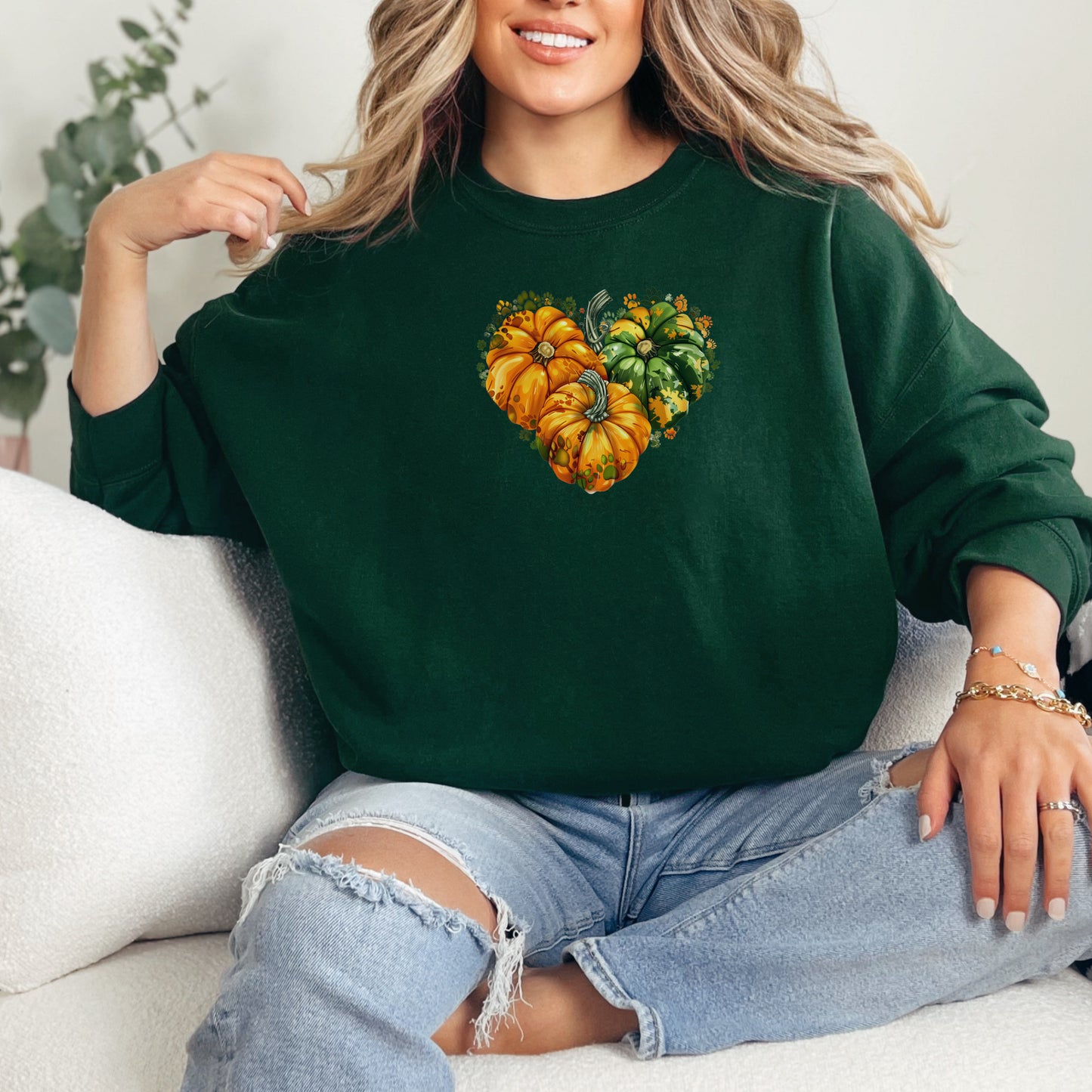 🍂 Heart-Shaped Pumpkin Harvest Sweatshirt 🍂