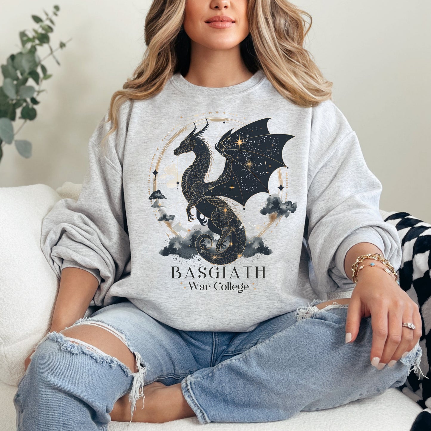 🐉 Basgiath War College Sweatshirt - Cozy Up with Fourth Wing Merch