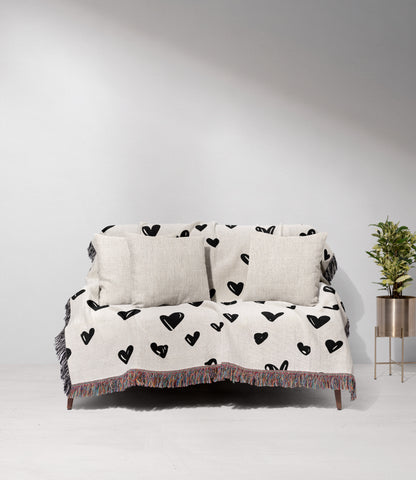 Minimalist Heart Pattern Throw Blanket 🖤