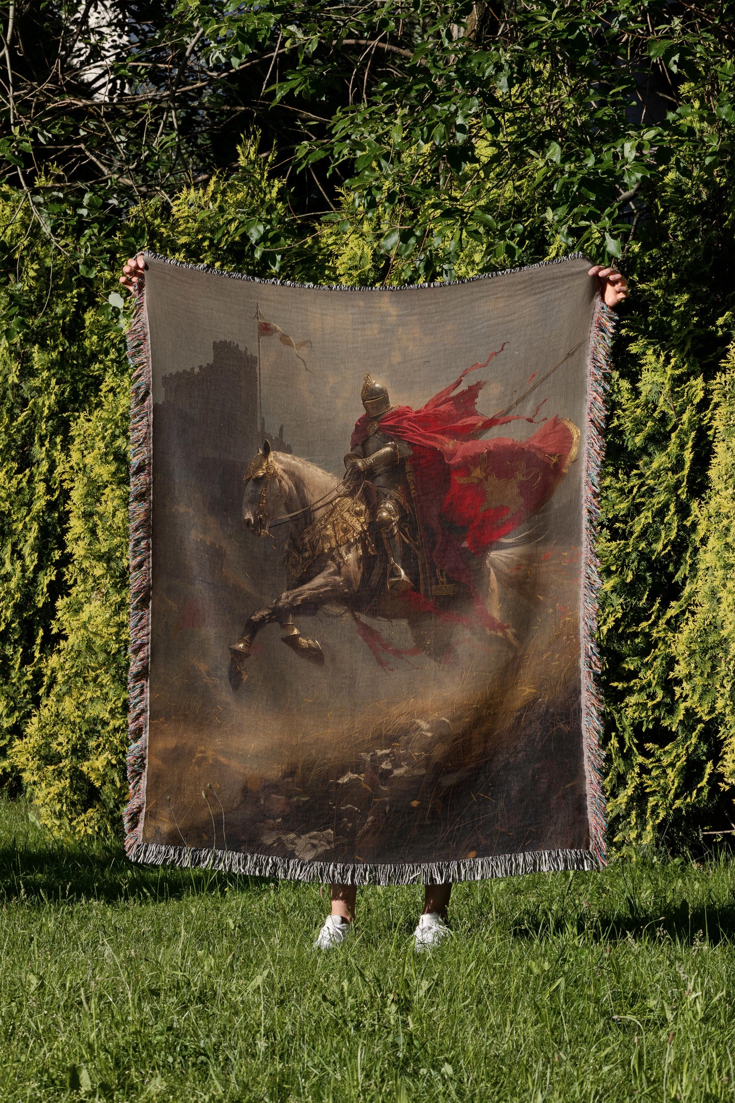 🛡️ Medieval King Woven Tapestry Blanket