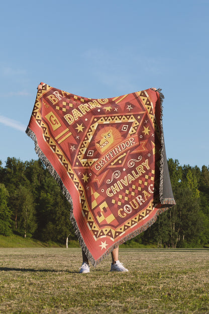 🦁 Gryffindor House Pride Woven Blanket 🦁