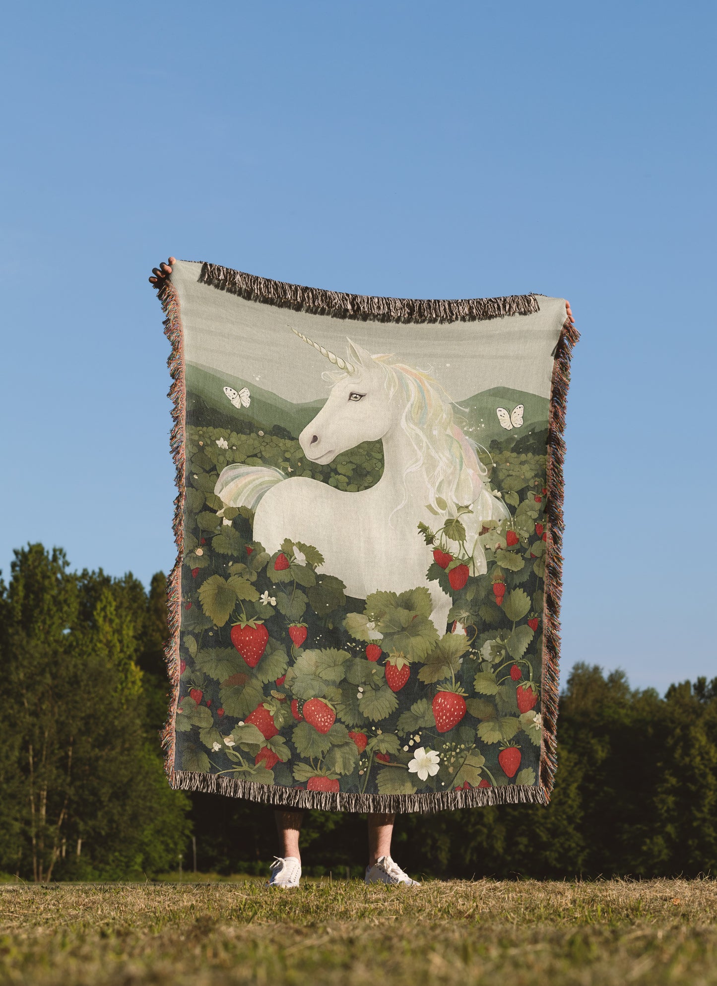 Enchanted Unicorn Tapestry Blanket 🦄🍓