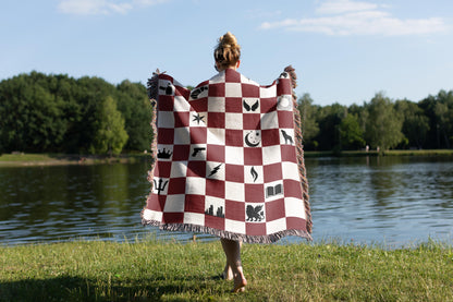 Crescent City Checkerboard Blanket - House of Earth and Blood 🌙