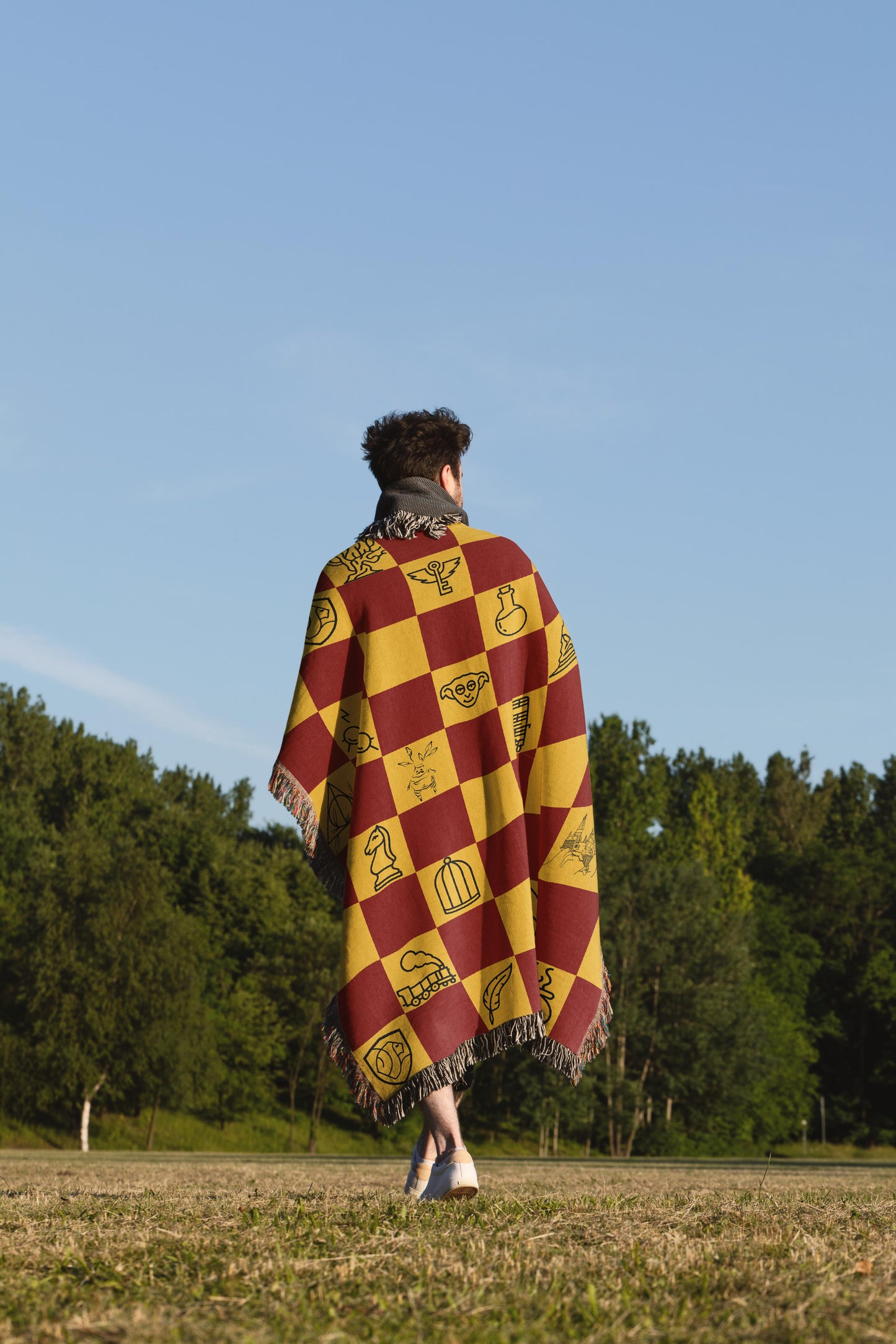 Gryffin House Checkerboard Blanket 🦁✨