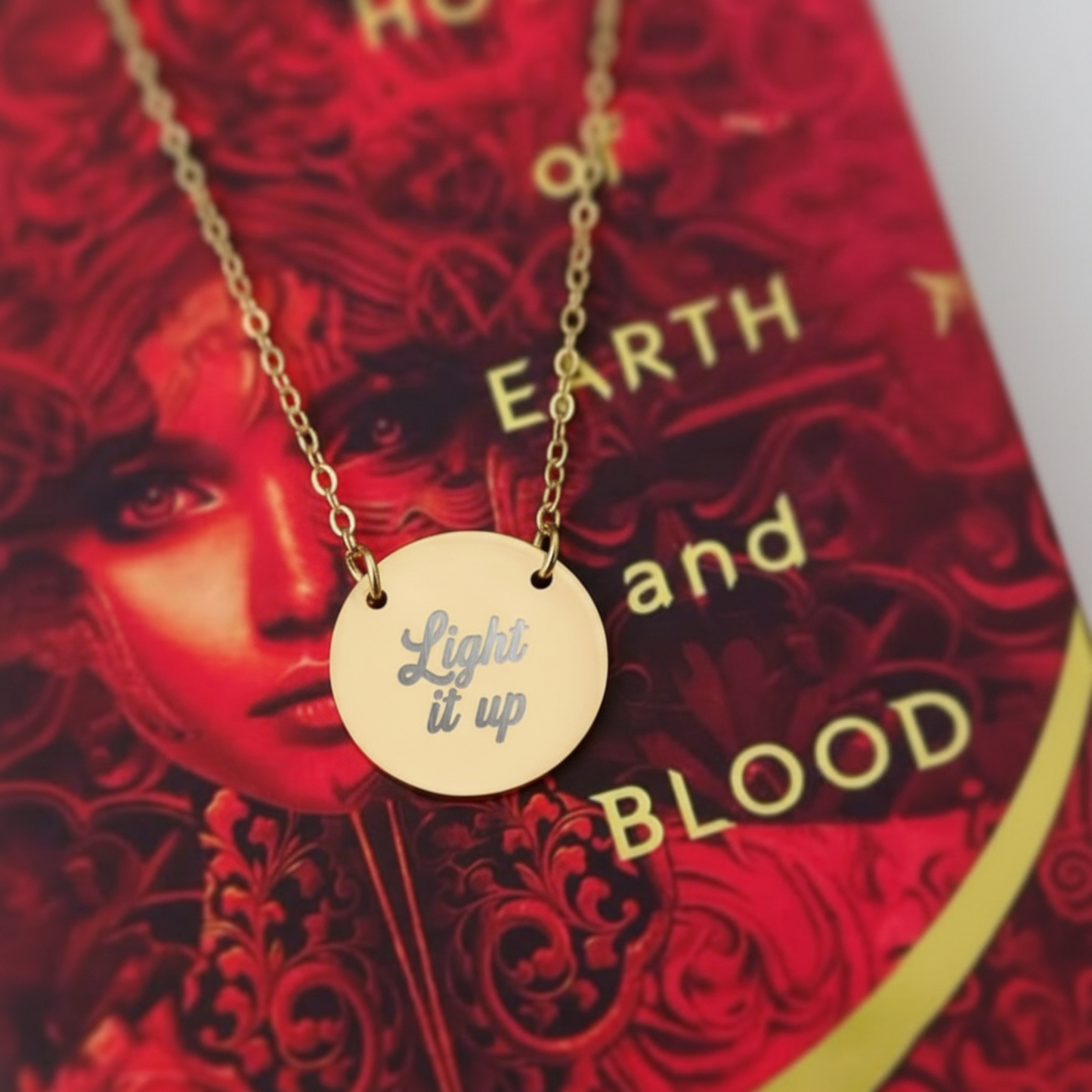 Light it up Circle Necklace