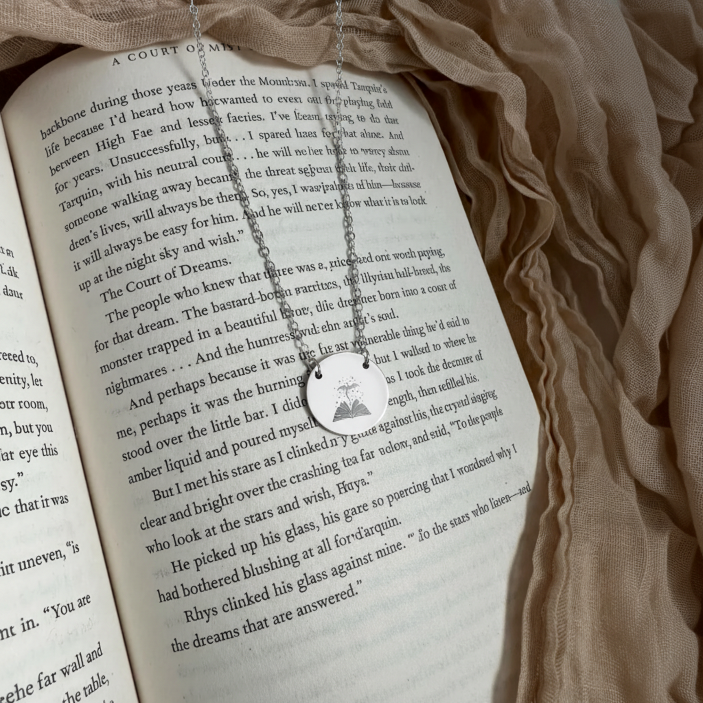 Dragon Tale Circle Necklace