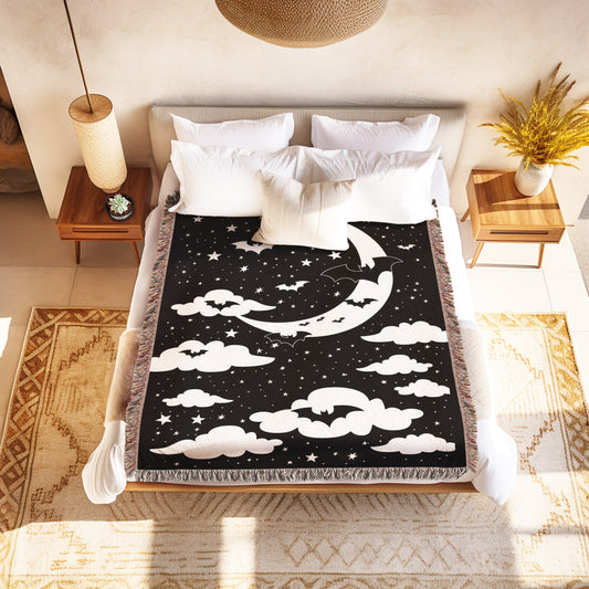 🌙 Mystical Moon & Bats Gothic Blanket