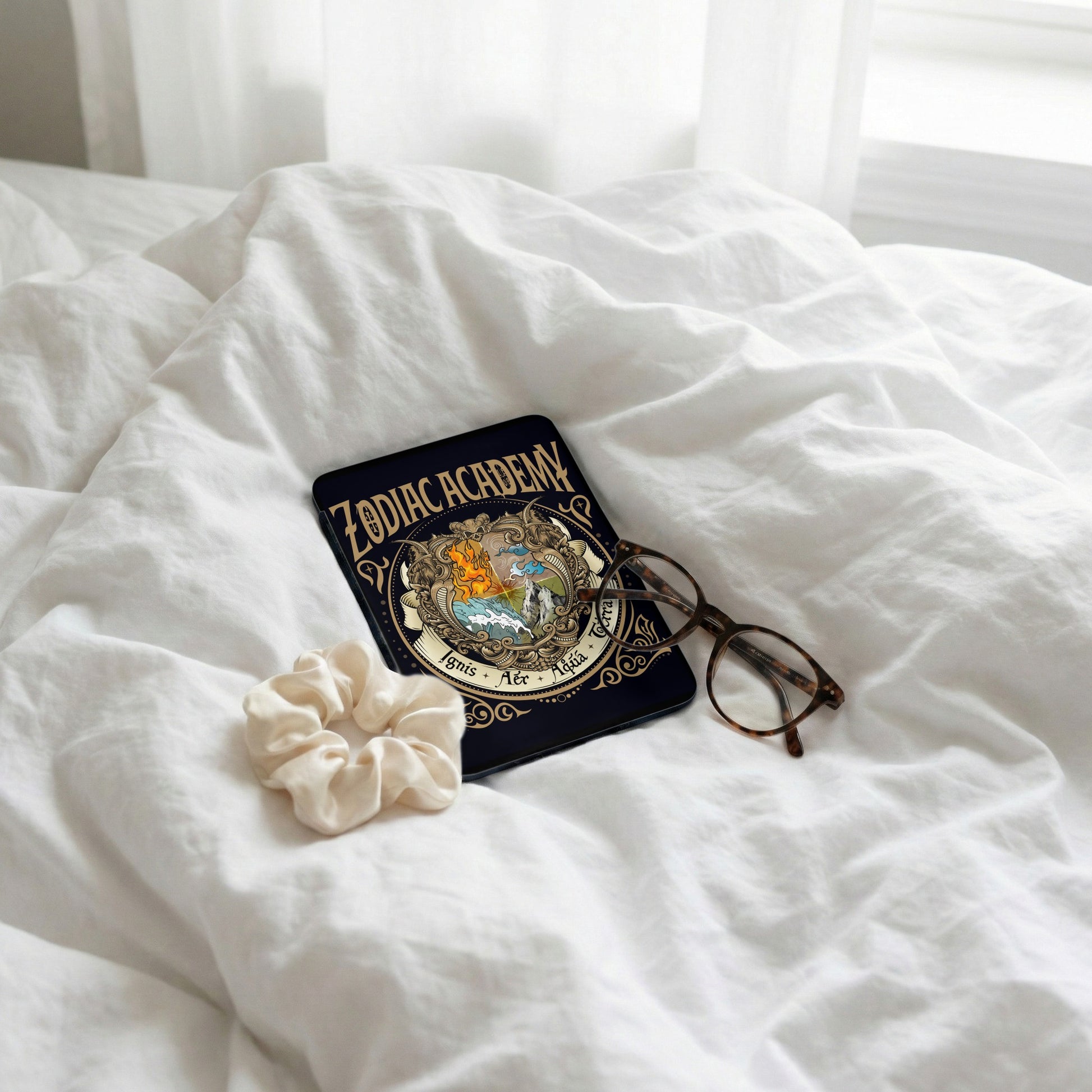 Zodiac Academy Ignis Aer Aqua Terra Crest Cover product type
