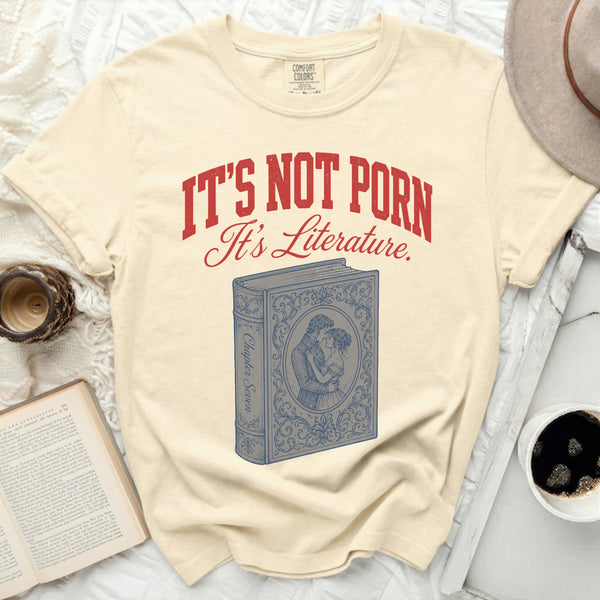 It's Literature Romance Novel Tee in Ivory