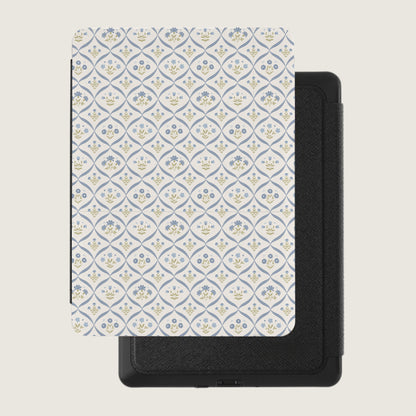 Elegant Blue and White Floral Pattern Tablet Sleeve