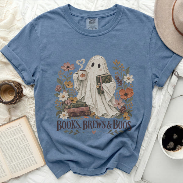 Books Brews Boos Tee in Blue Jean