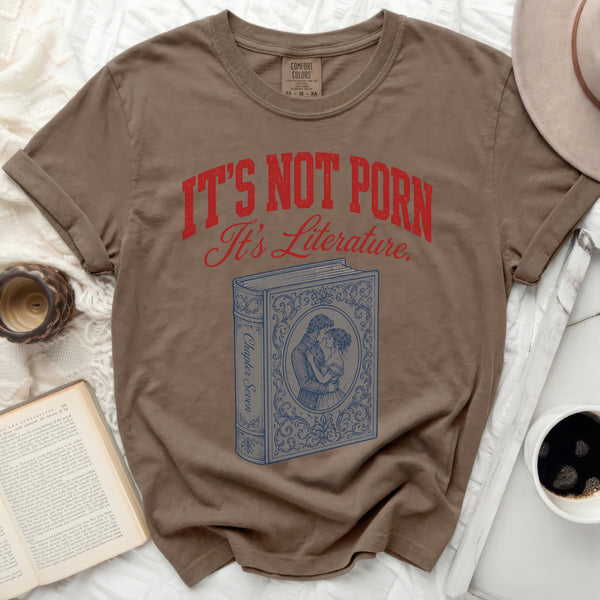 It's Literature Romance Novel Tee in Espresso