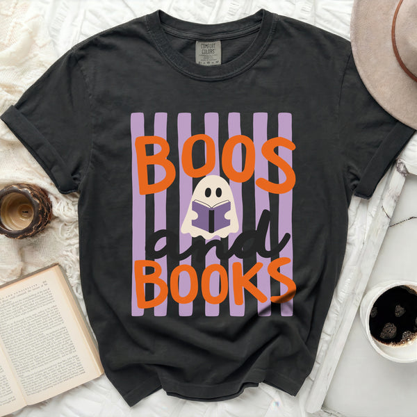Boos and Books Reading Ghost Tee in Black