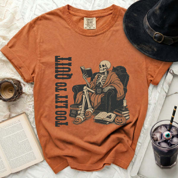 Chill Skeleton Reader Tee in Yam