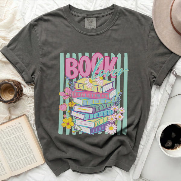 Book Lover Tee in Pepper