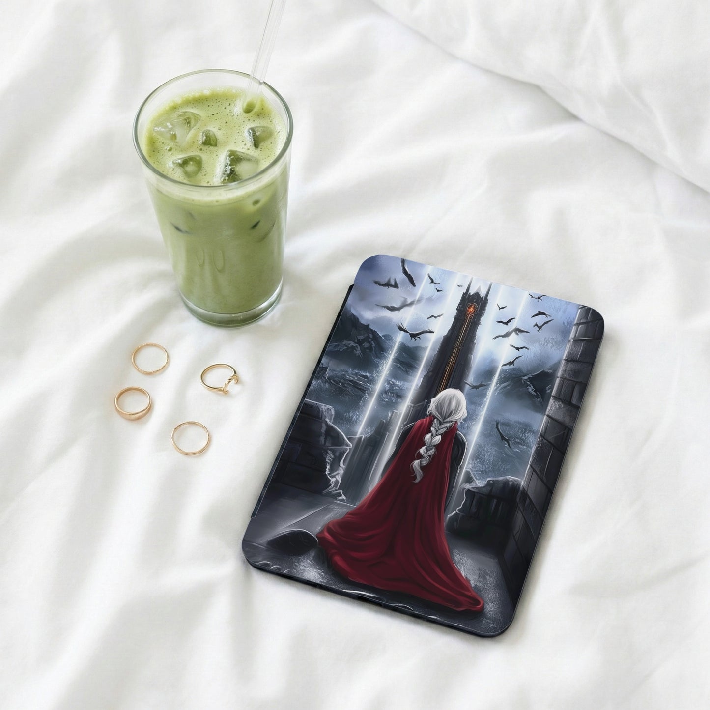 White-haired Warrior Red Cloak Dark Tower Fantasy Case product type