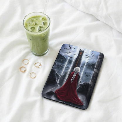 White-haired Warrior Red Cloak Dark Tower Fantasy Case product type