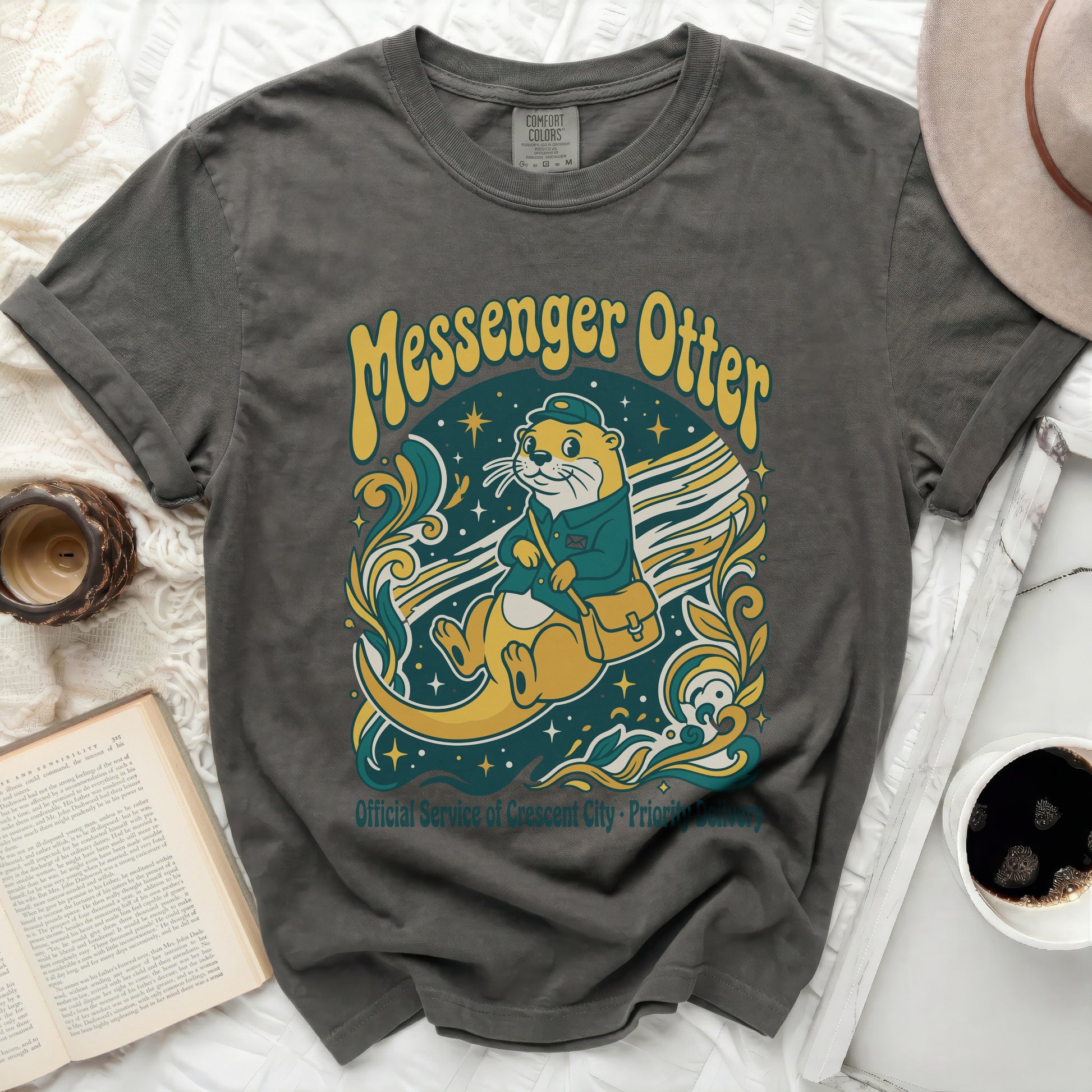 Messenger Otter official service t-shirt with a cute otter illustration.