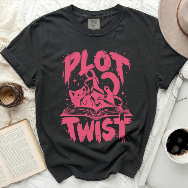 Plot Twist Cat Tee in Black