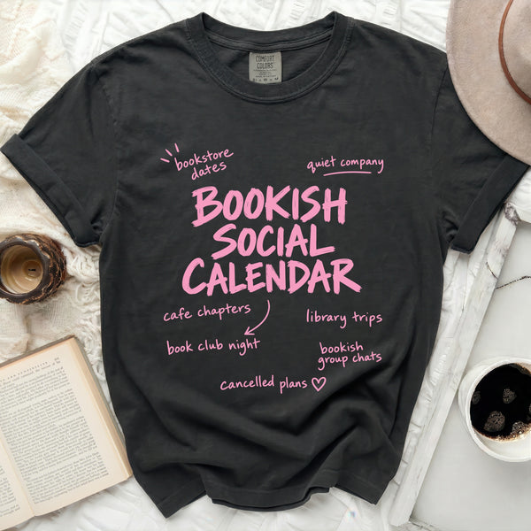 Bookish Social Calendar Tee in Black