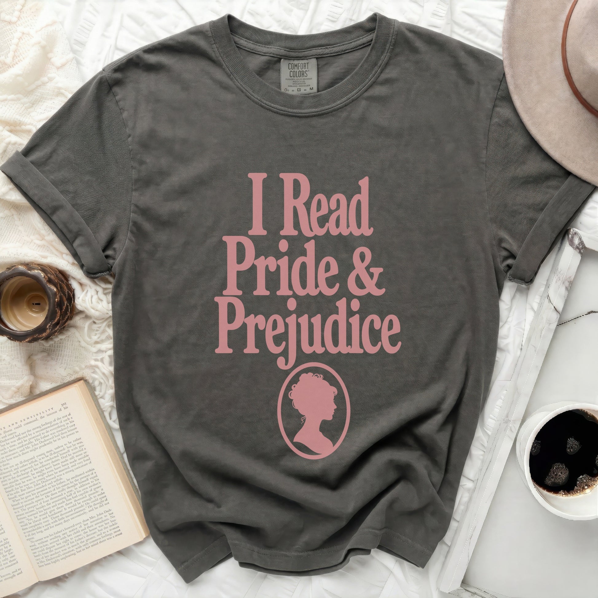 Gray Comfort Colors shirt with pink "I Read Pride & Prejudice" text.