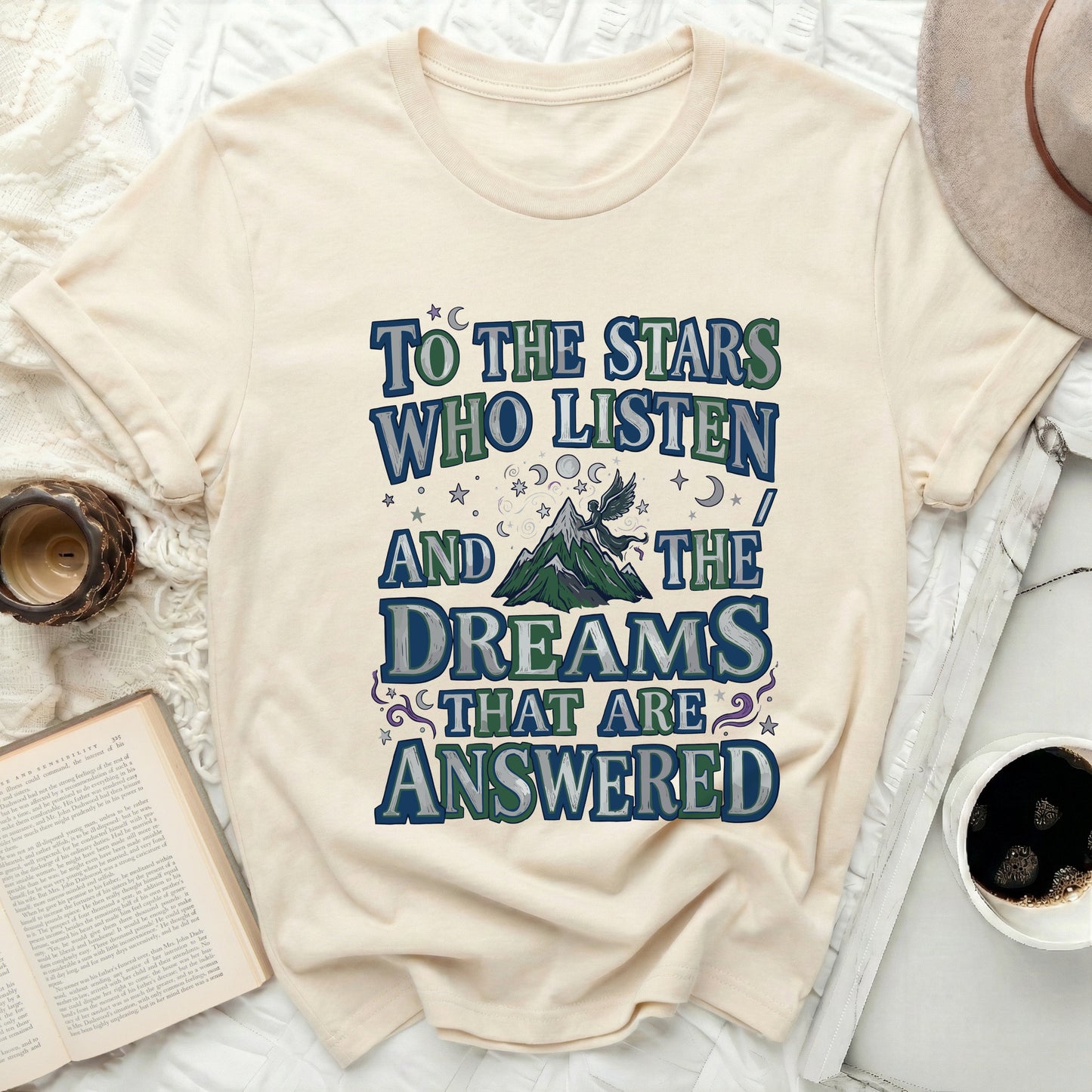 TO THE STARS WHO LISTEN AND THE DREAMS THAT ARE ANSWERED Tee

ACOTAR
Sarah J Maas
Night Court
Fantasy Book
Book Lover
Fandom Gift
Celestial Design
Stars Moon
Mountain Art
Eagle Bird
Quote Shirt
Who Listen
Dreams Answered
Bookish Merch
Reading Shirt
Literary Art
Fae Kingdom
Magic Inspired
Unique Graphic
Pop Culture