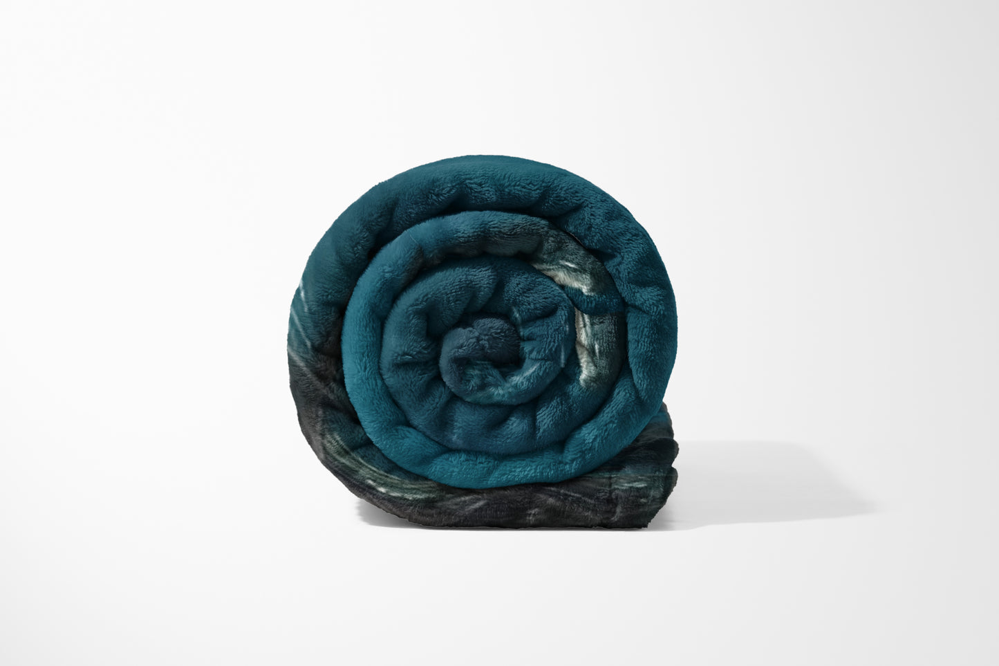 Luxurious Plush Blanket Perfect for Cozy Comfort