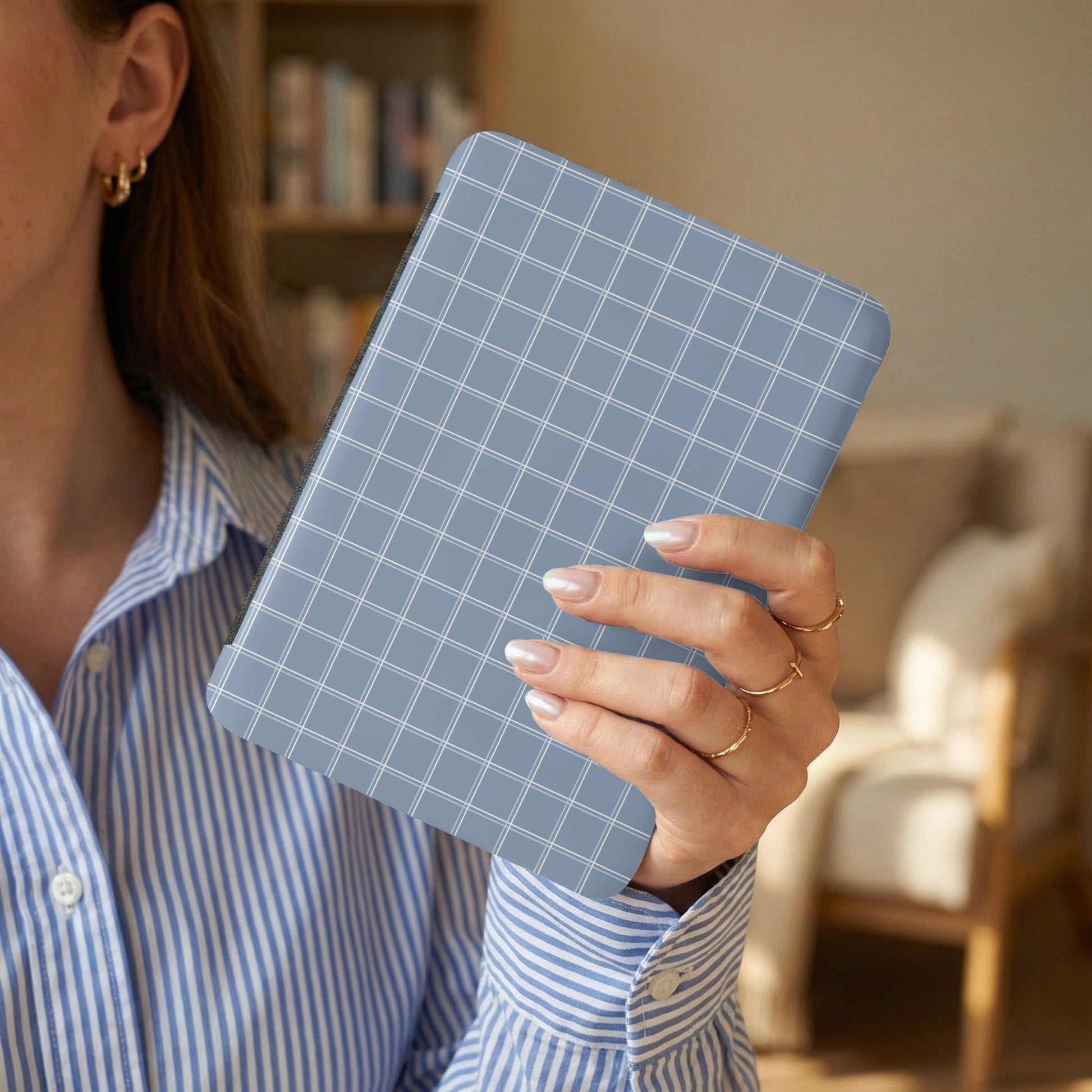 Light Blue Grid Pattern Protective Tablet Case