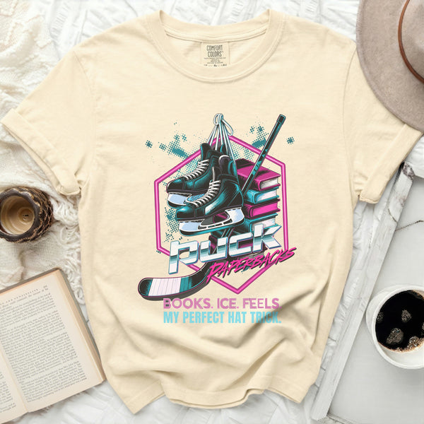 Puck Paperbacks Hockey Reader Tee in Ivory