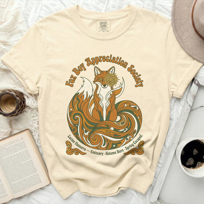 Cream t-shirt with a retro fox design and "Fox Boy Appreciation Society" text.