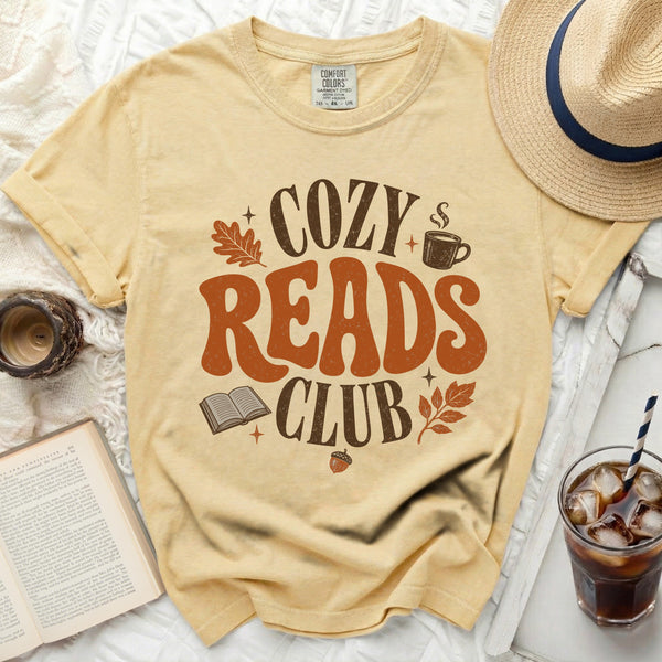 Cozy Reads Club Tee in Butter