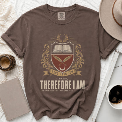Brown Comfort Colors shirt with "I Read, Therefore I Am" text and coat of arms graphic.
