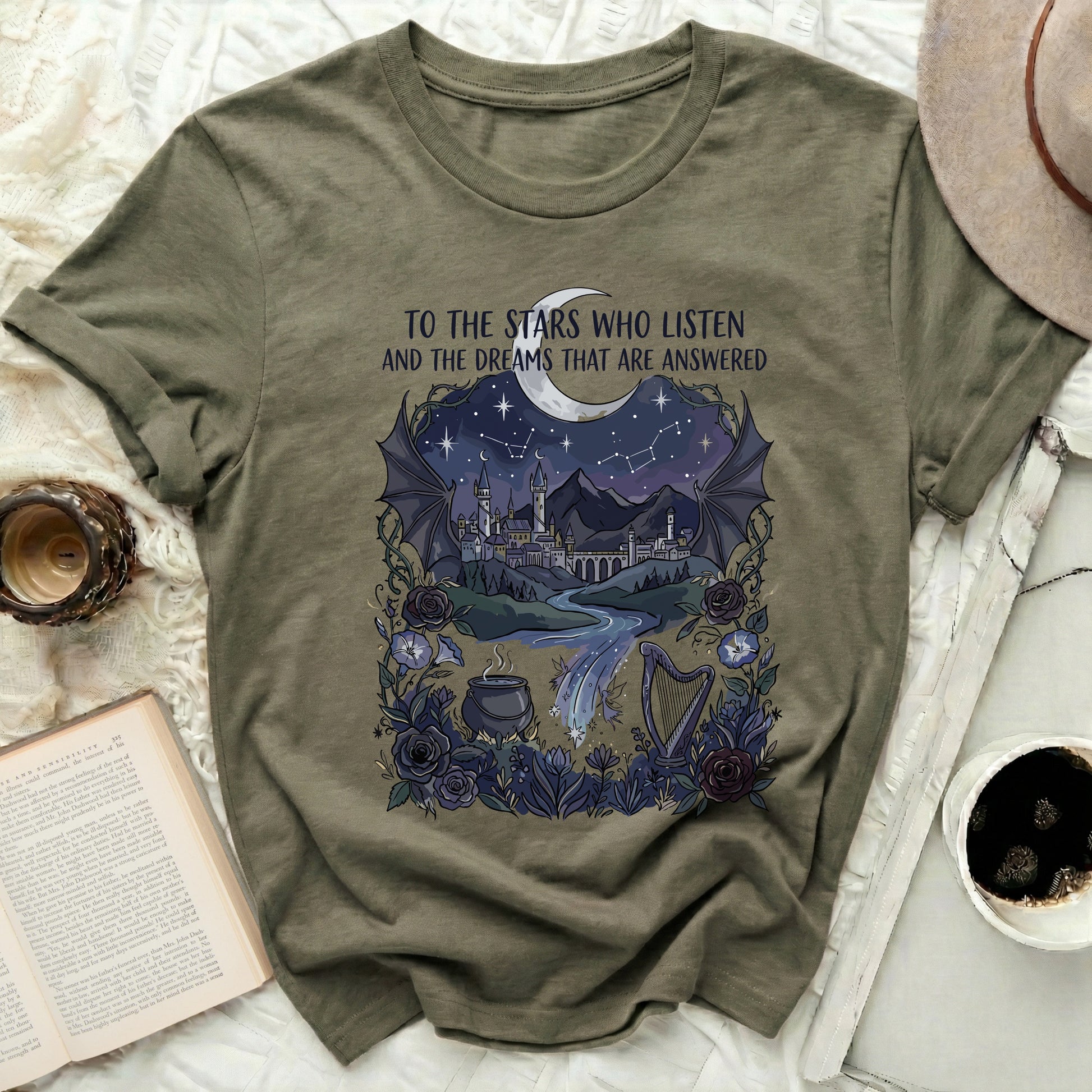 TO THE STARS WHO LISTEN AND THE DREAMS product type
Celestial
Fantasy
Magical
Mystical
Stars
Moon
Dreams
Castle
Mountains
River
Cauldron
Harp
DragonWings
FaeInspired
Bookish
ACOTAR
Feyre
FloralDesign
Enchanted
Whimsical