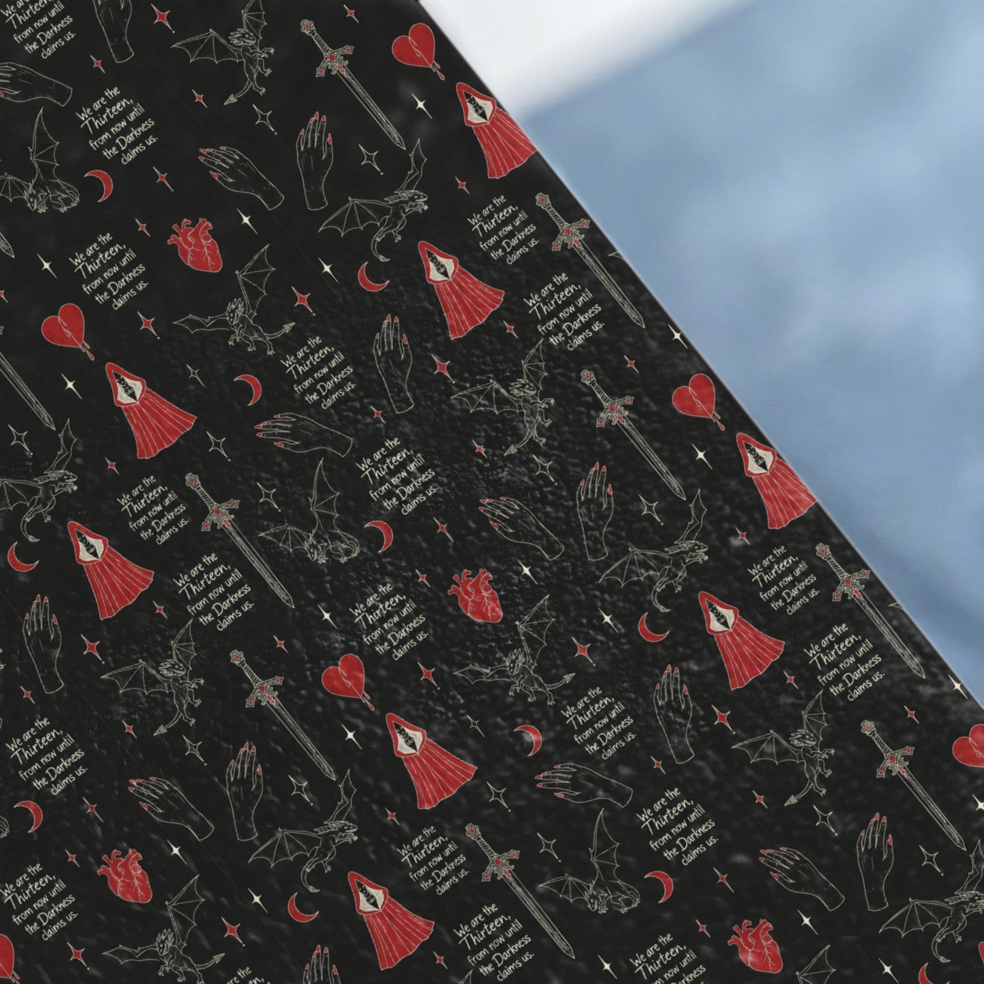 Thirteen Darkness Hooded Dragon Sword Hearts Pattern product type