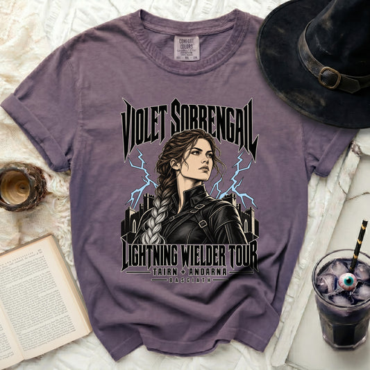 Violet Sorrengall Lightning Wielder Tour t-shirt with Tairn and Andarna.
