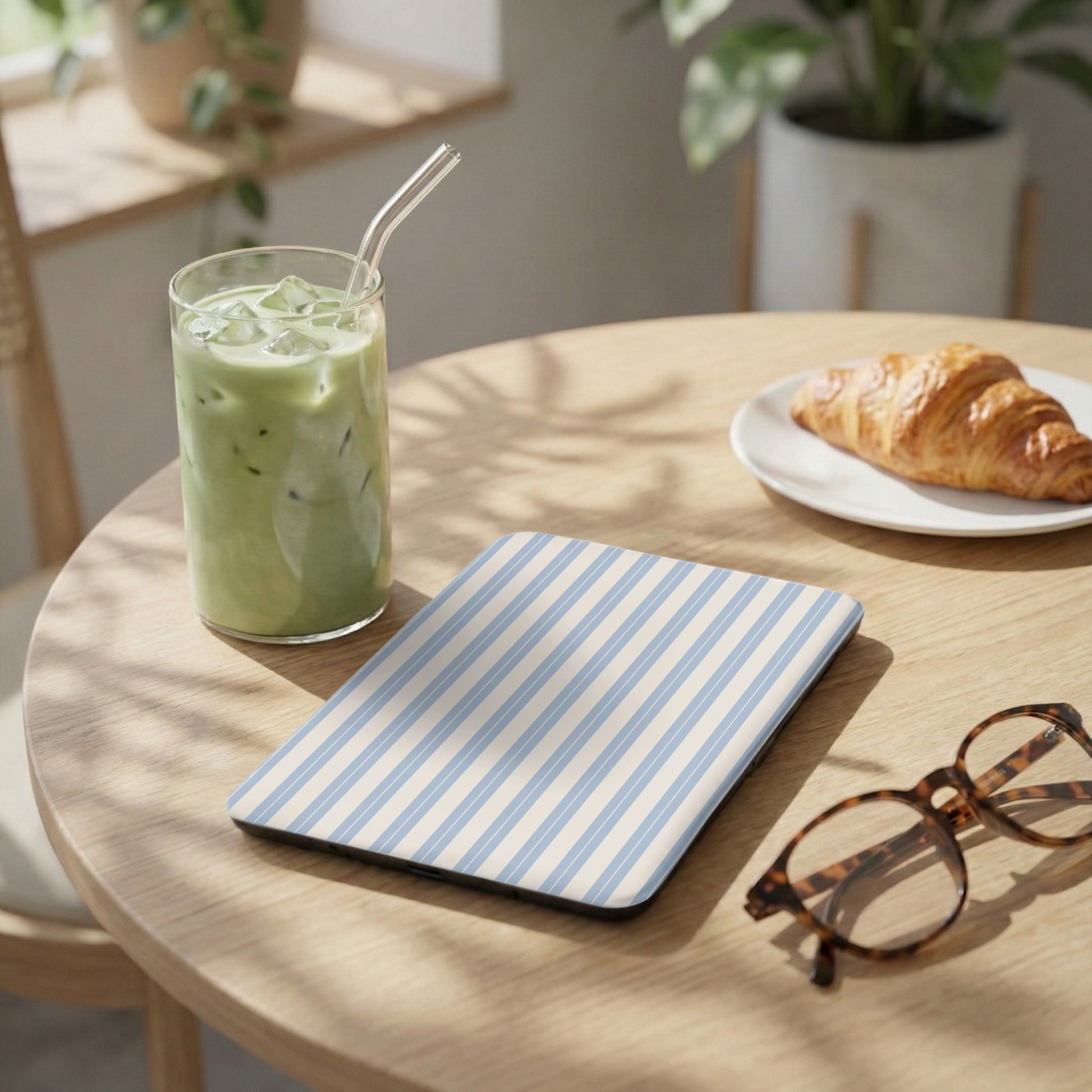 Elegant Pastel Blue Stripes Design Tablet Case