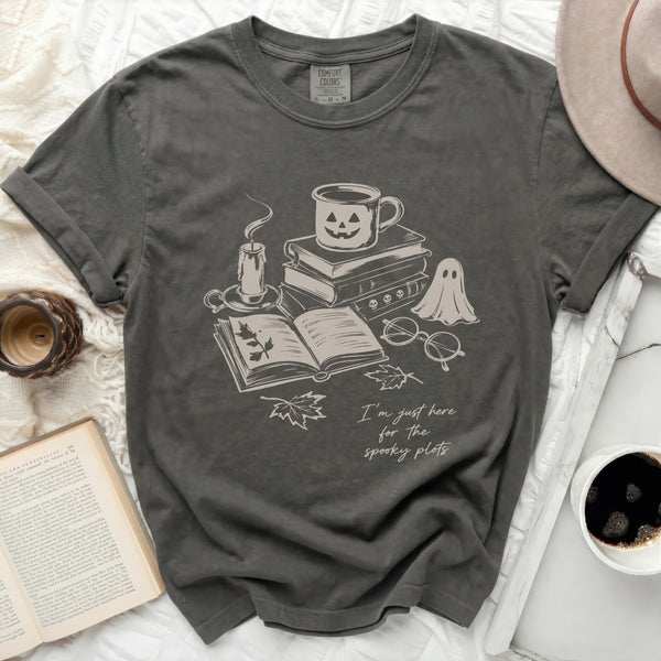 Spooky Plots Tee in Pepper