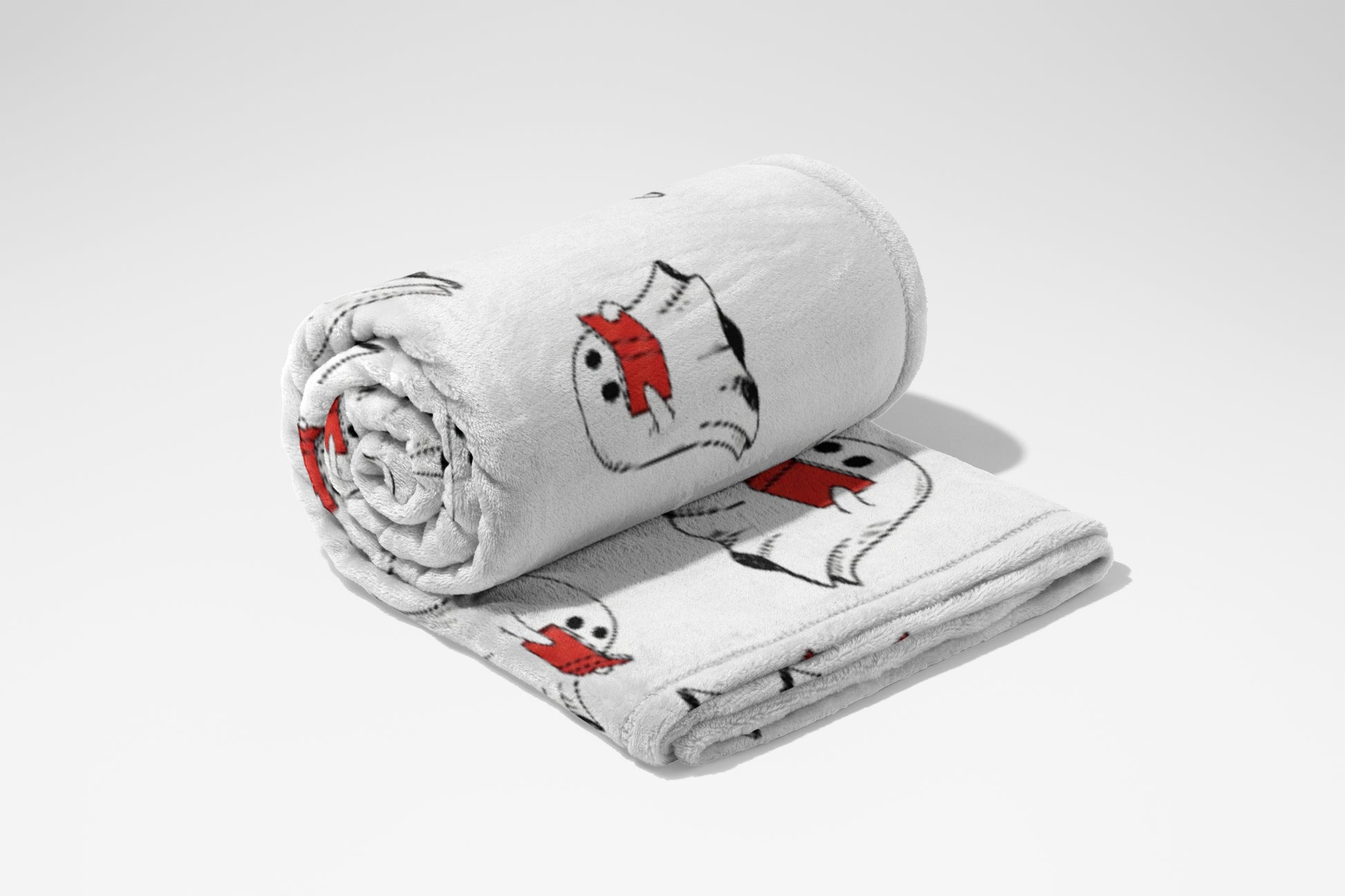 Cozy Fleece Blanket with Cute Cat Fish Design