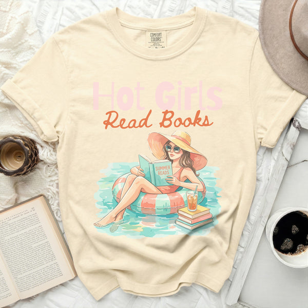 Hot Girls Read Books Tee in Ivory