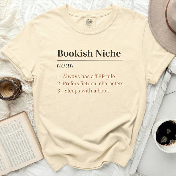Bookish Niche Tee in Ivory