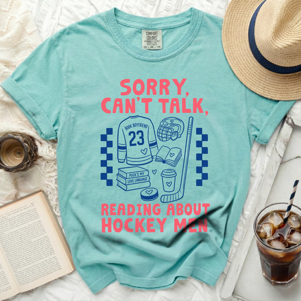 Can't Talk, Reading Hockey Men Tee in Island Reef