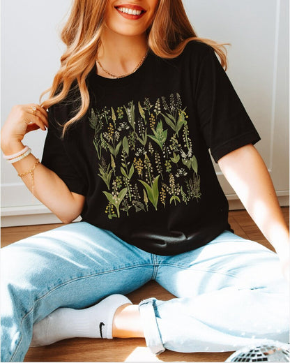 🌿 Boho Wildflower Botanical T-Shirt