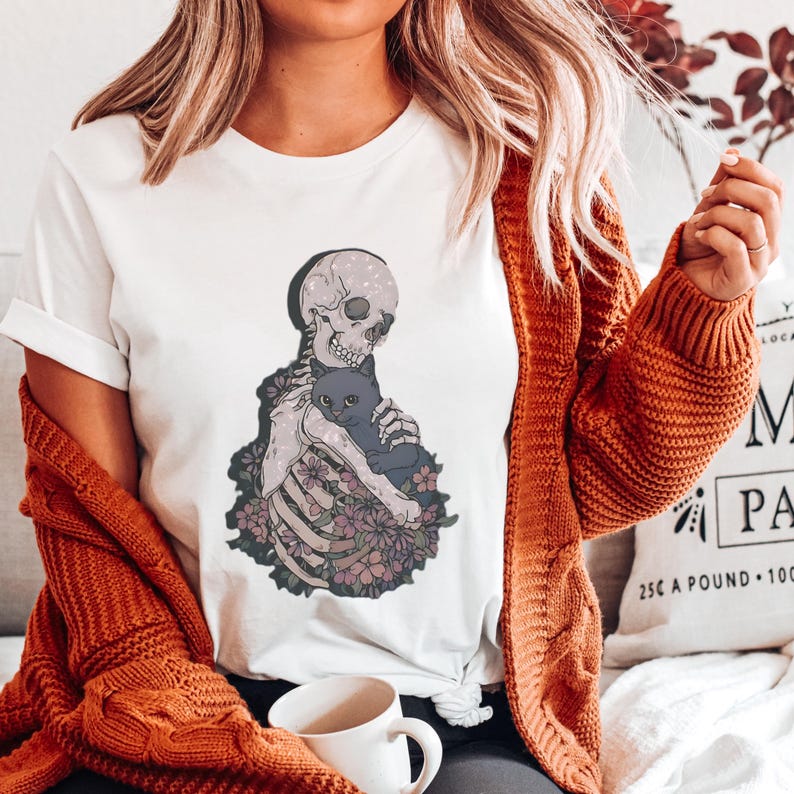 💀 Skeleton & Cat Lover T-Shirt