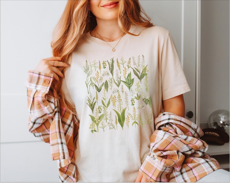 🌿 Boho Wildflower Botanical T-Shirt